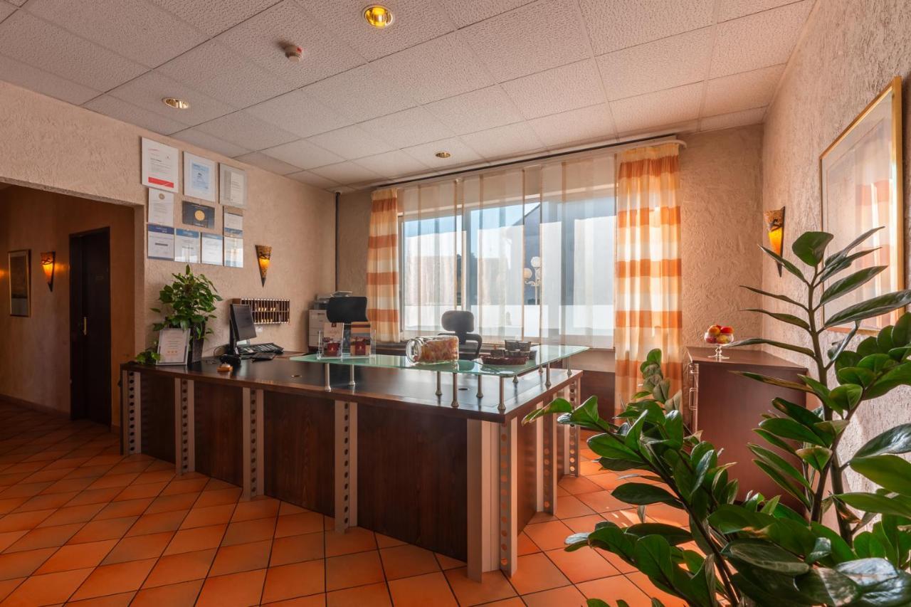 Parkhotel Obertshausen Εξωτερικό φωτογραφία